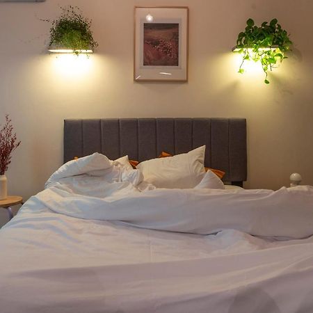Tranquility Downtown Athens Apartment Luaran gambar
